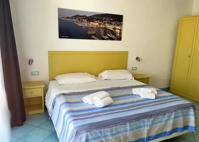 게스트하우스 Residenz E Ristorante Da Mimi Forio di Ischia