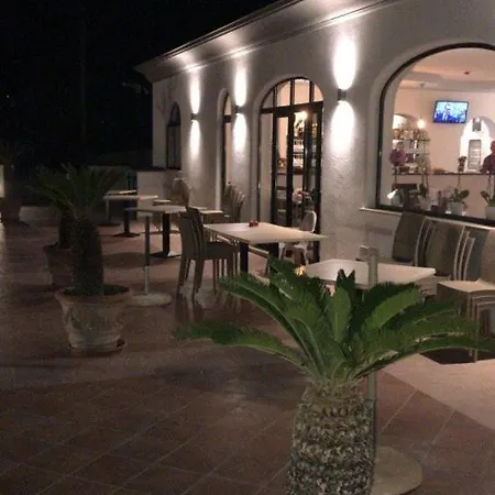 게스트하우스 Residenz E Ristorante Da Mimi