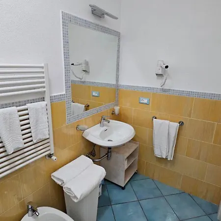 Residenz E Ristorante Da Mimi 게스트하우스 Forio di Ischia