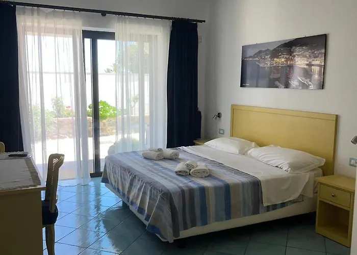 Гостевой дом Residenz E Ristorante Da Mimi 3*